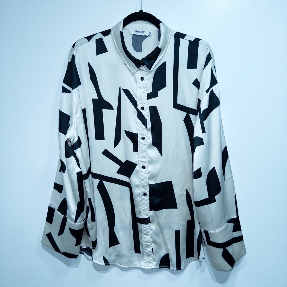 4th & Reckless ASOS Black & White Mono Print Satin Button Down Top Size XXL - Picture 2 of 9